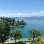 Tra eremi e limonaie: il fascino unico della Lombardia tra sentieri sospesi e panorami mozzafiato